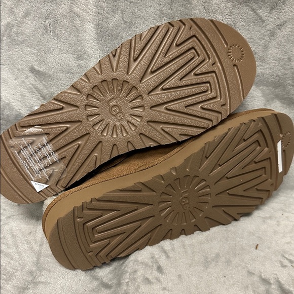 UGG Lanah Clogs Size 8 - Picture 6 of 7